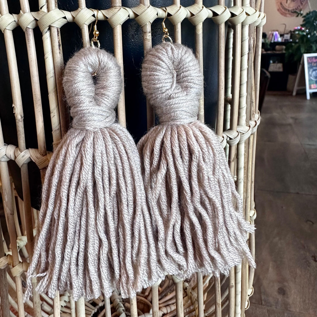 'Kali' - Taupe Yarn Earrings