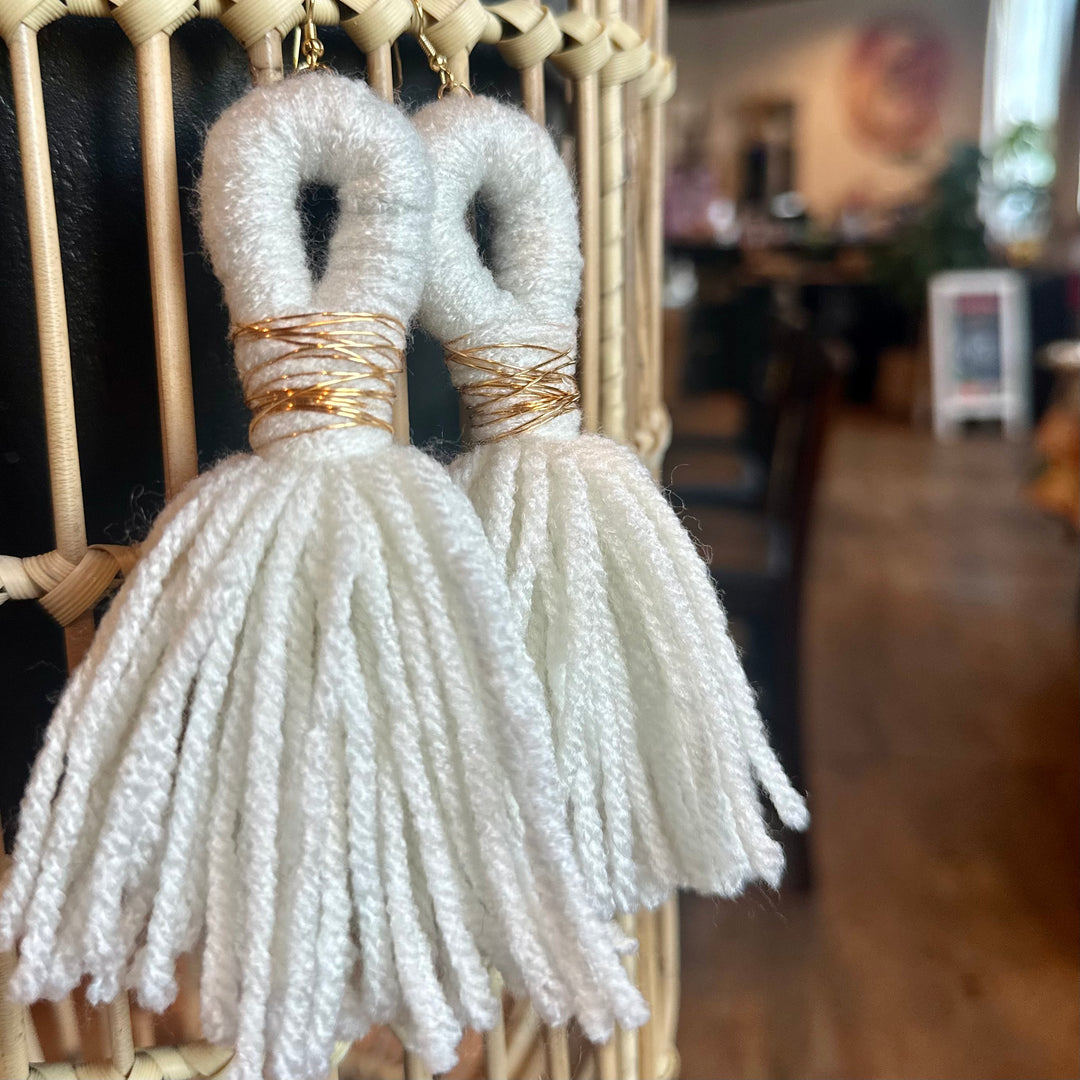 'Kali' - White + Gold Yarn Earrings